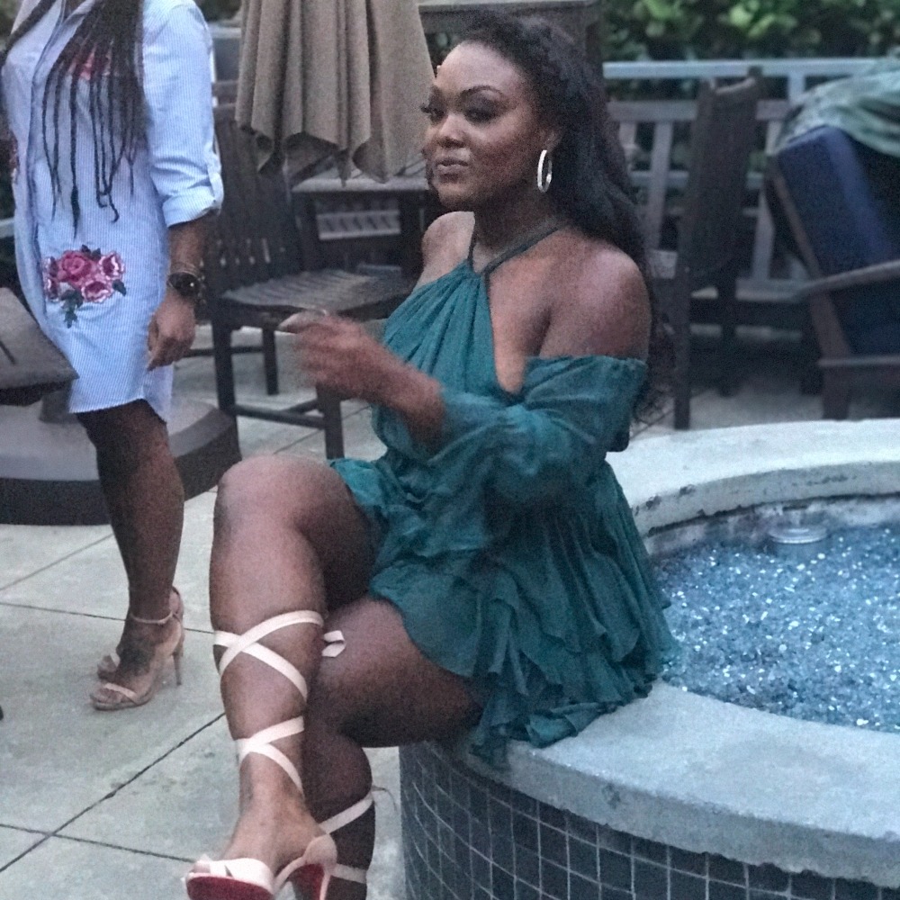 Meet your Posher, Teekia